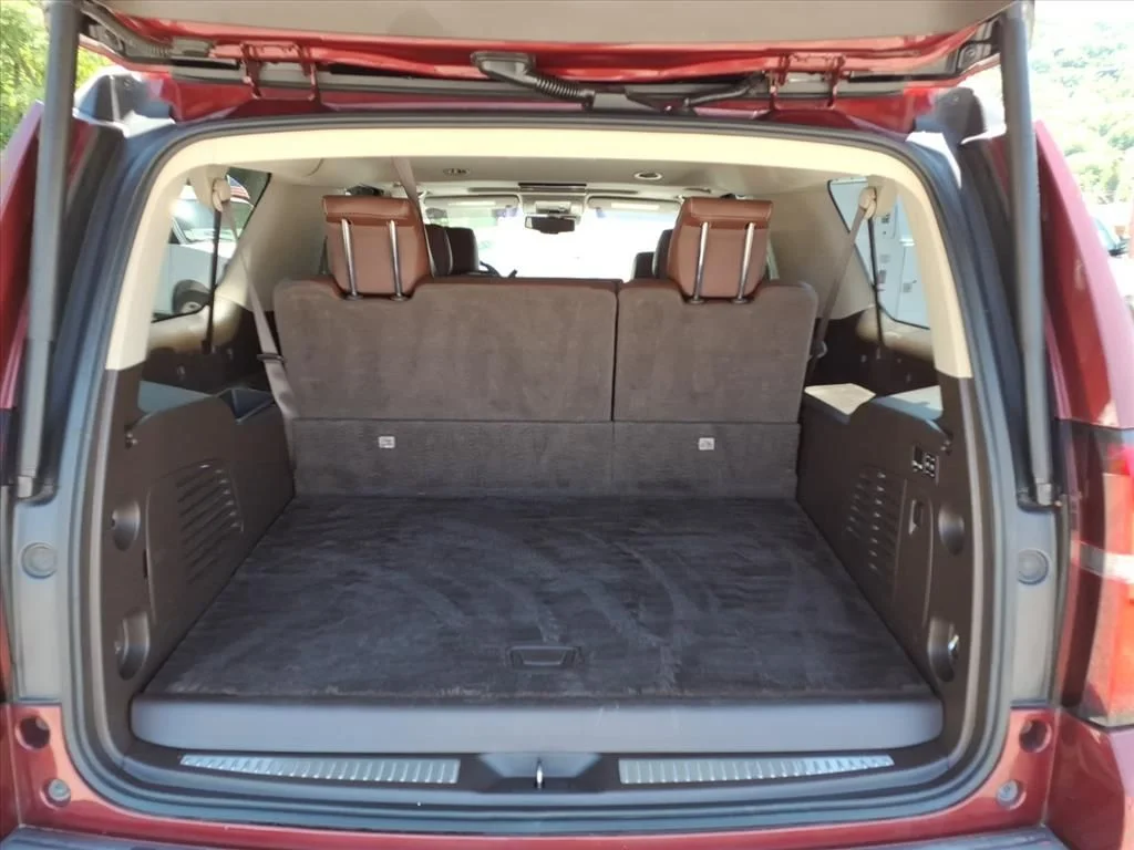 Used 2017 Red Chevrolet Premier image 6