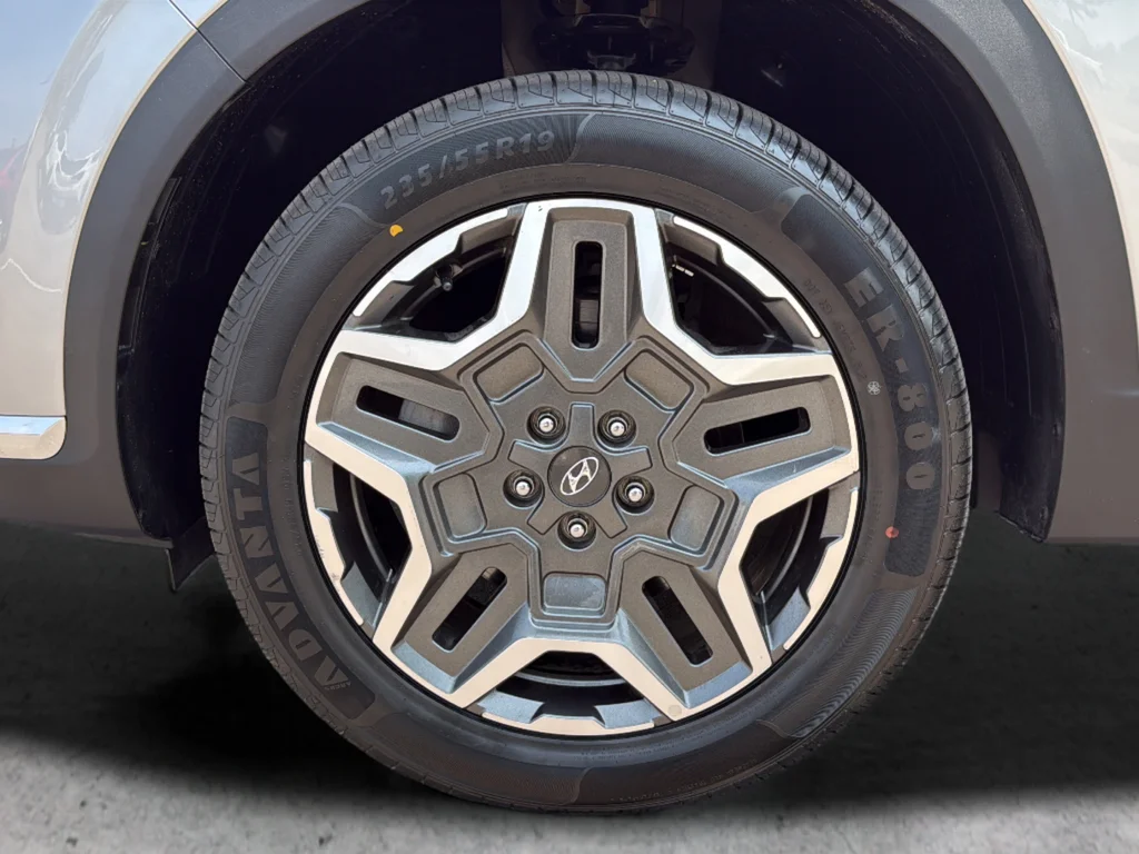 Certified Used 2023 Silver Hyundai SEL Premium image 32