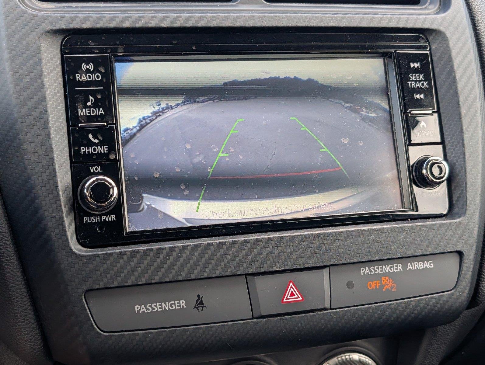 Used 2025 Alloy Silver Metallic Mitsubishi ES image 17
