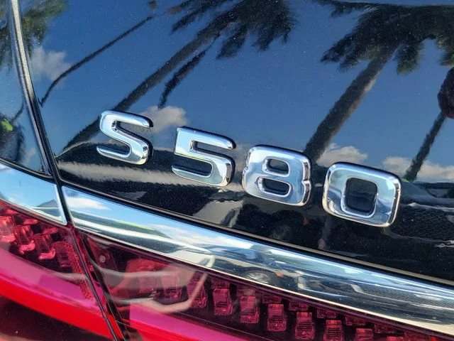 Used 2022 Black Mercedes-Benz S 580 image 10