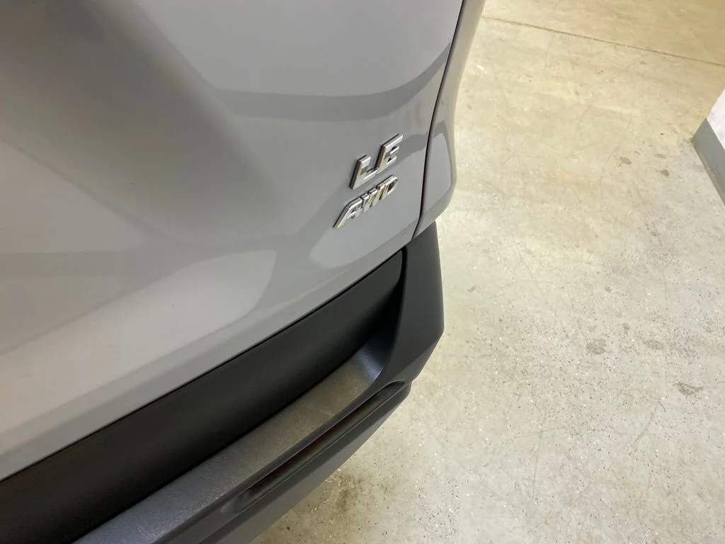 Used 2025 Silver Toyota LE image 17