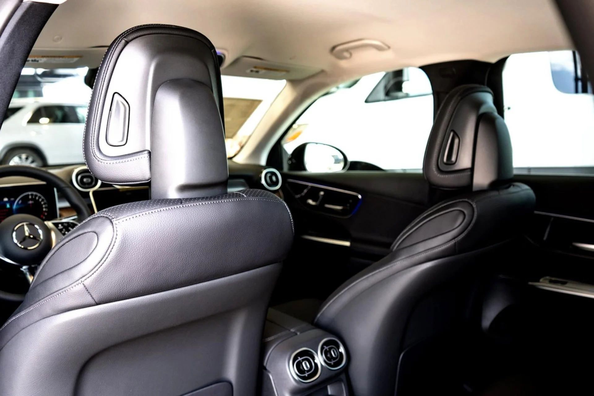New 2025 Black Mercedes-Benz GLC 350e image 23