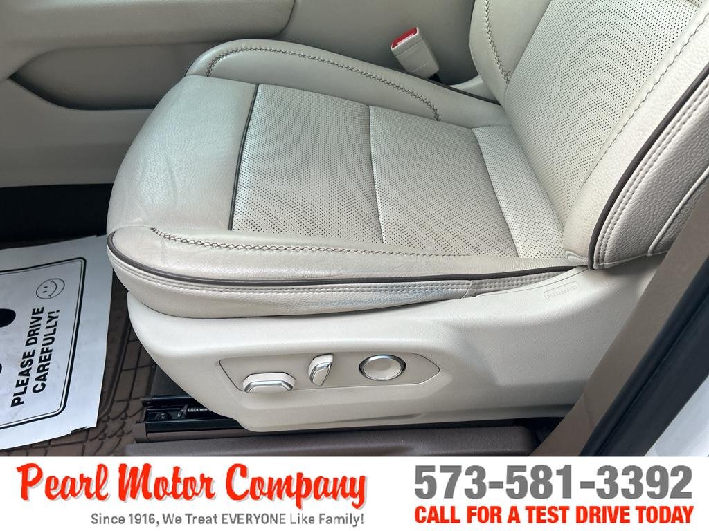 2021 GMC Yukon Denali - Photo 10