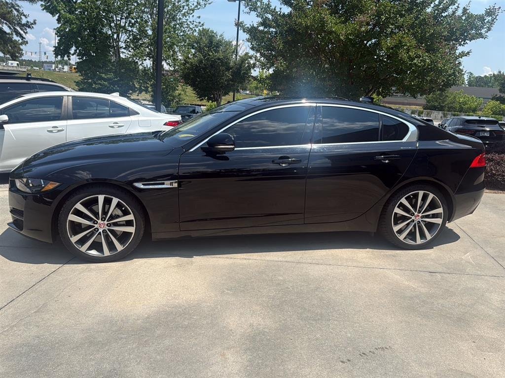 Used 2019 Narvik Black Jaguar 25t Prestige image 4