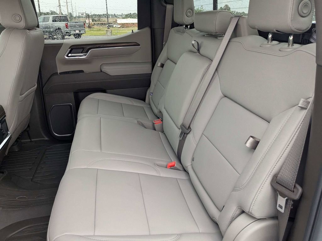 2026 GMC Sierra 1500 SLT - Photo 14