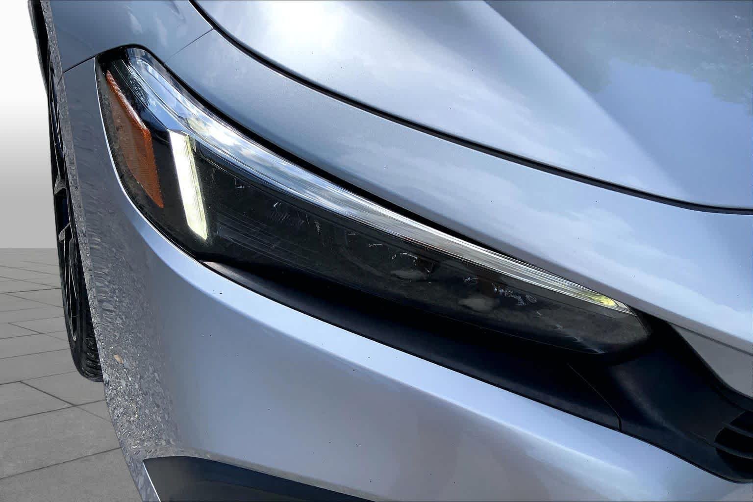 Used 2023 Lunar Silver Metallic Honda Sport image 27