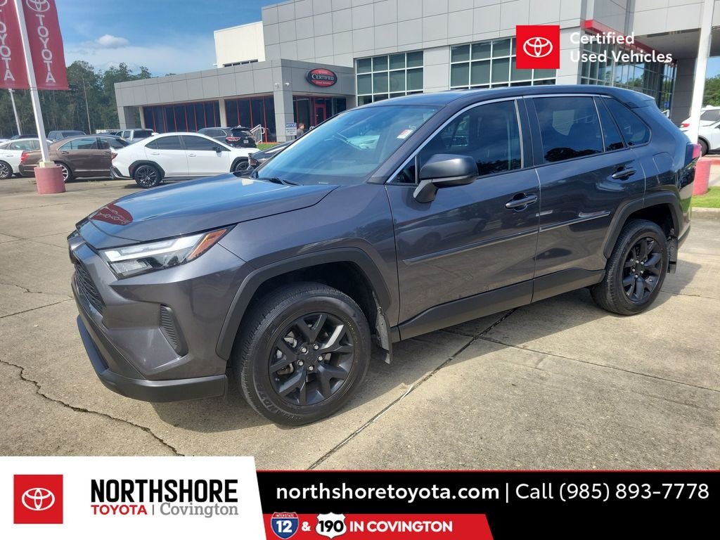 2024 Toyota RAV4 LE FWD's photo