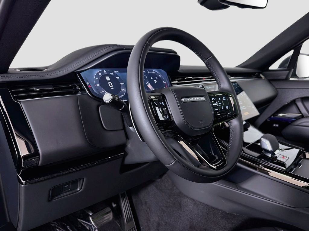 New 2027 Santorini Black Land Rover Dynamic SE P400 image 9
