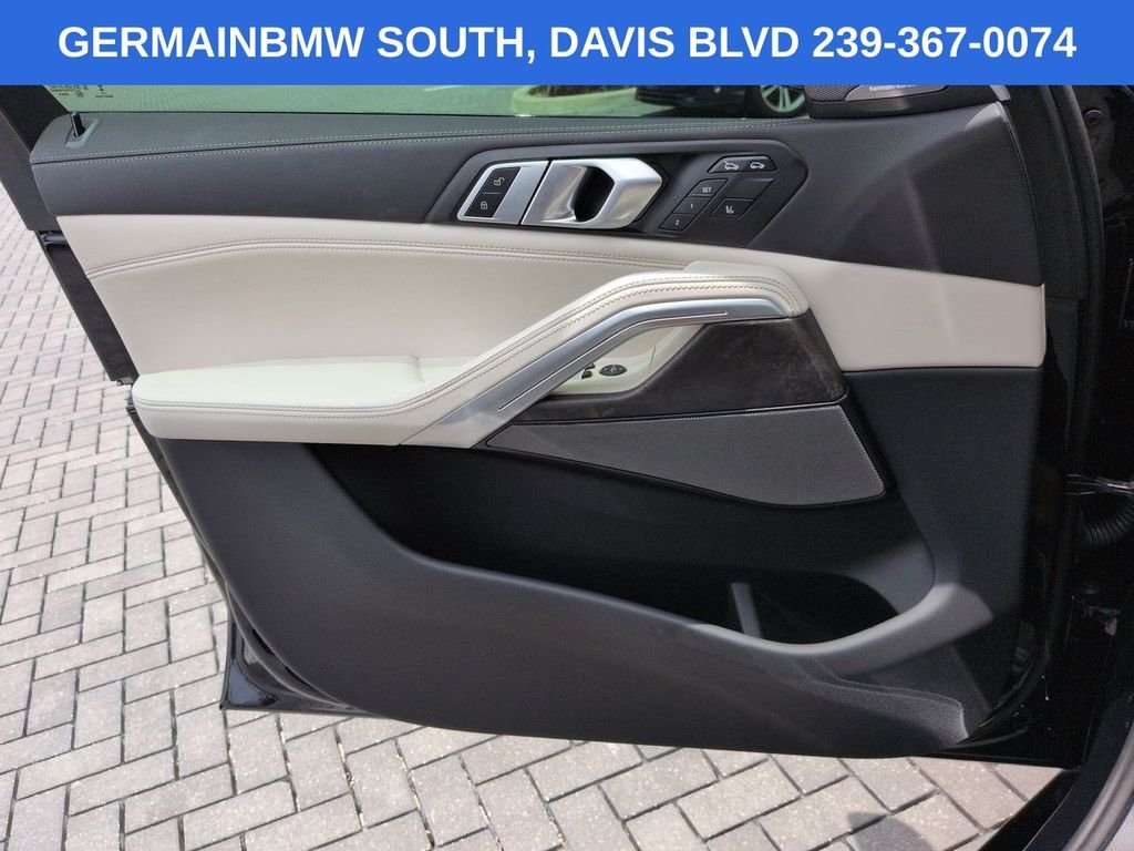 Certified Used 2026 Carbon Black Metallic BMW xDrive40i image 30