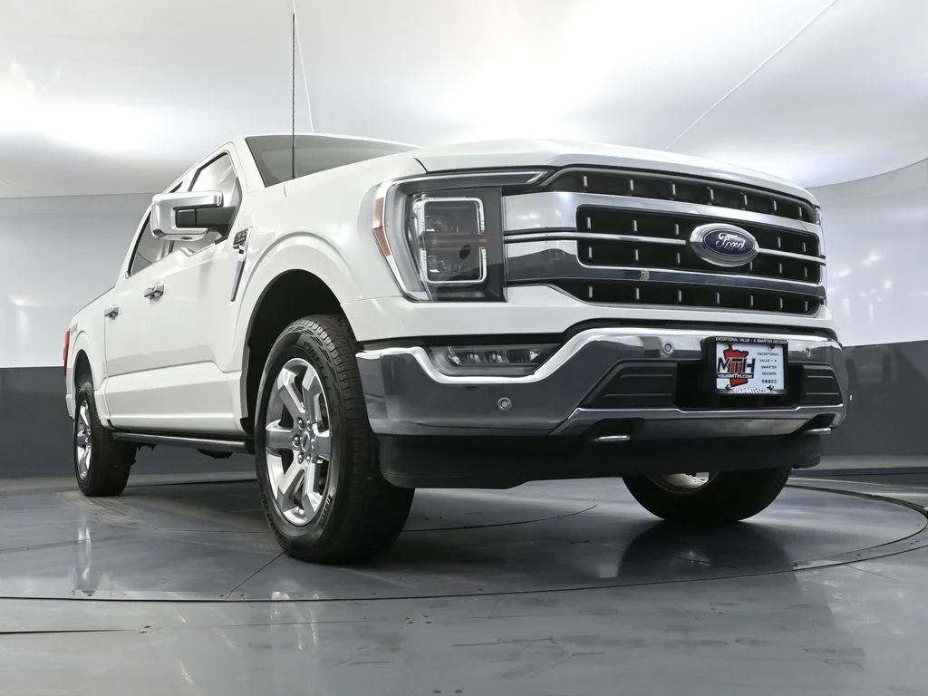 Certified Used 2023 White Ford Lariat image 59