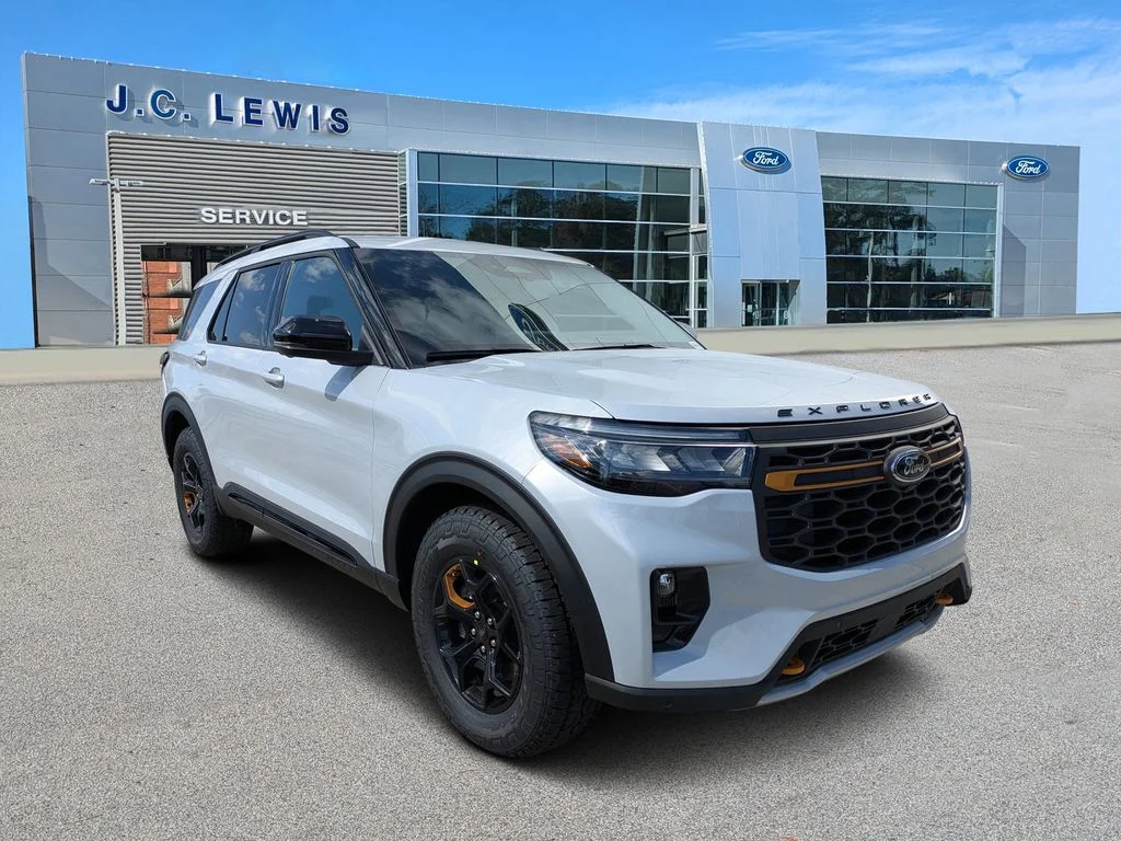 2026 Ford Explorer Tremor 4WD's photo