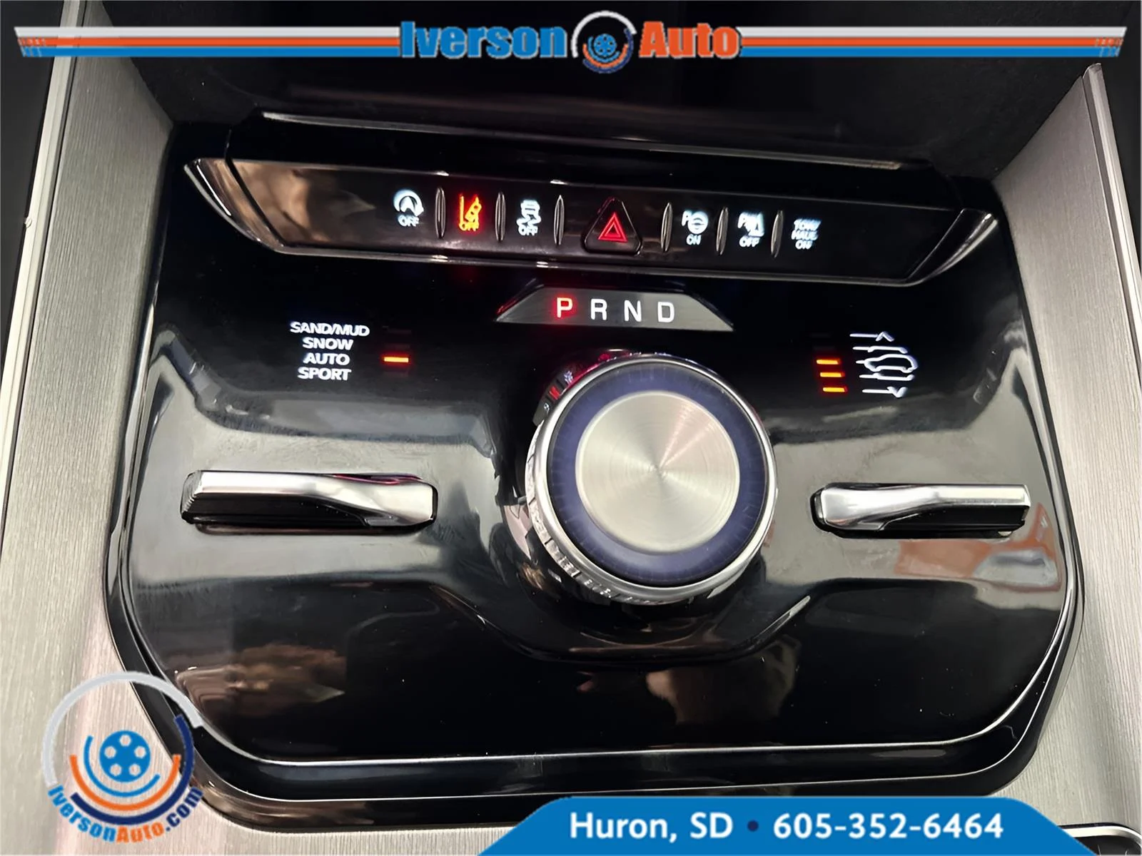 New 2026 Steel Blue Exterior Paint Jeep Limited Reserve image 14