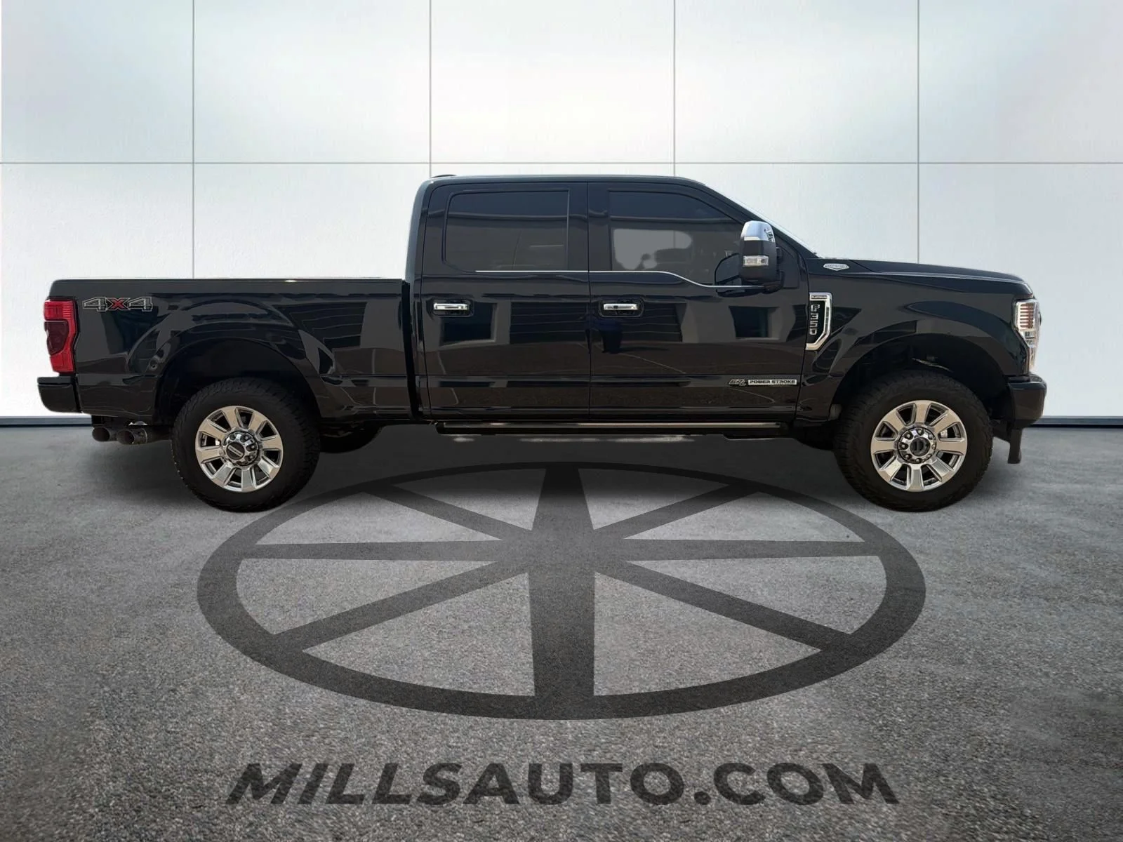 Used 2021 Black Metallic Ford Platinum image 3