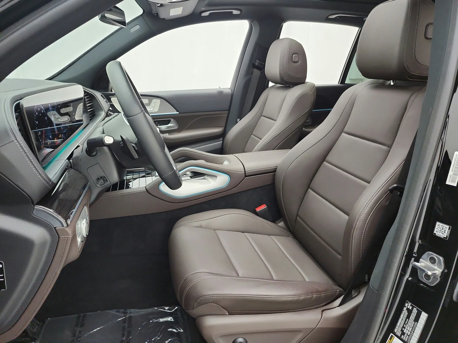 Certified Used 2023 Black Mercedes-Benz GLE 450 4MATIC® SUV image 13