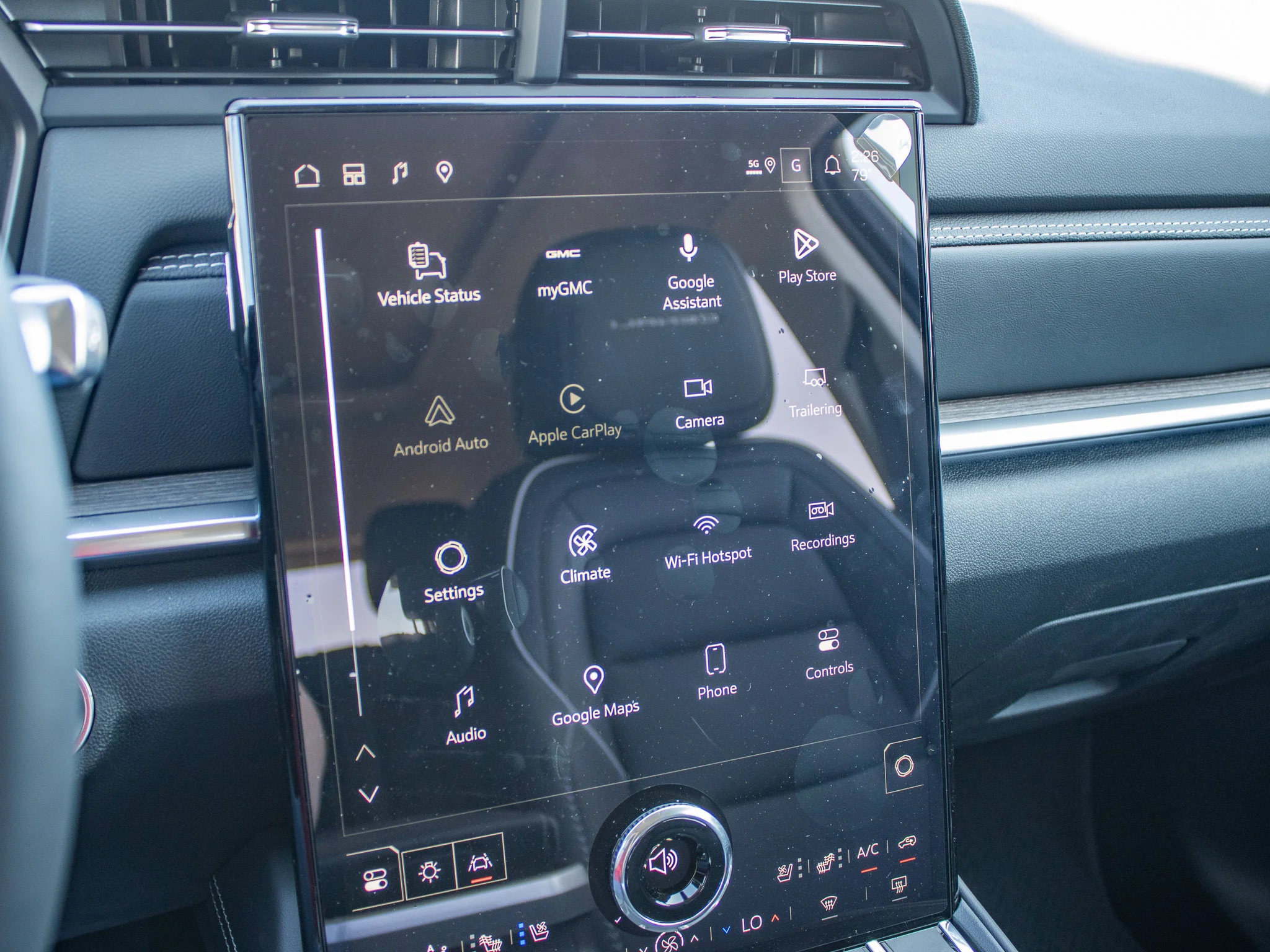 2027 GMC Terrain Denali - Photo 40