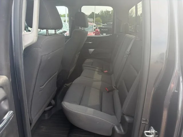 Used 2016 TUNGSTEN METALLIC Chevrolet LT image 30