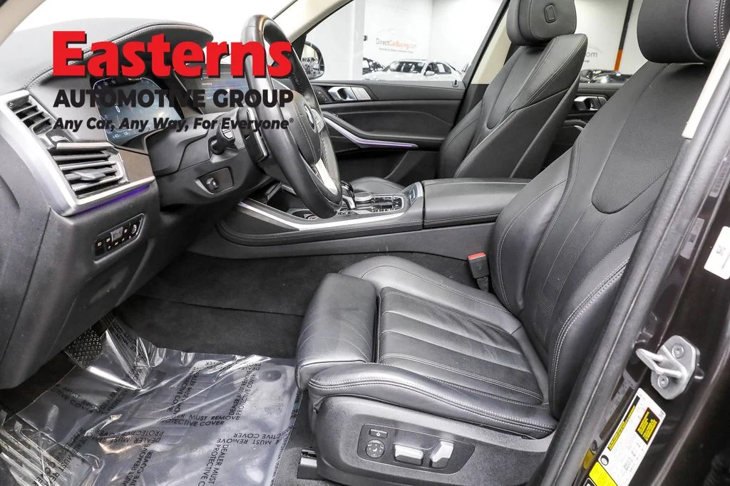 Used 2022 Gray BMW xDrive40i image 14