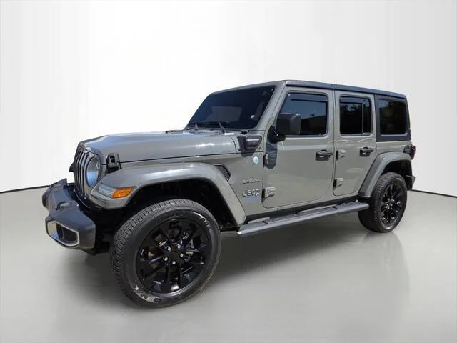 Used 2021 Sting-Gray Clearcoat Jeep Unlimited Sahara image 9