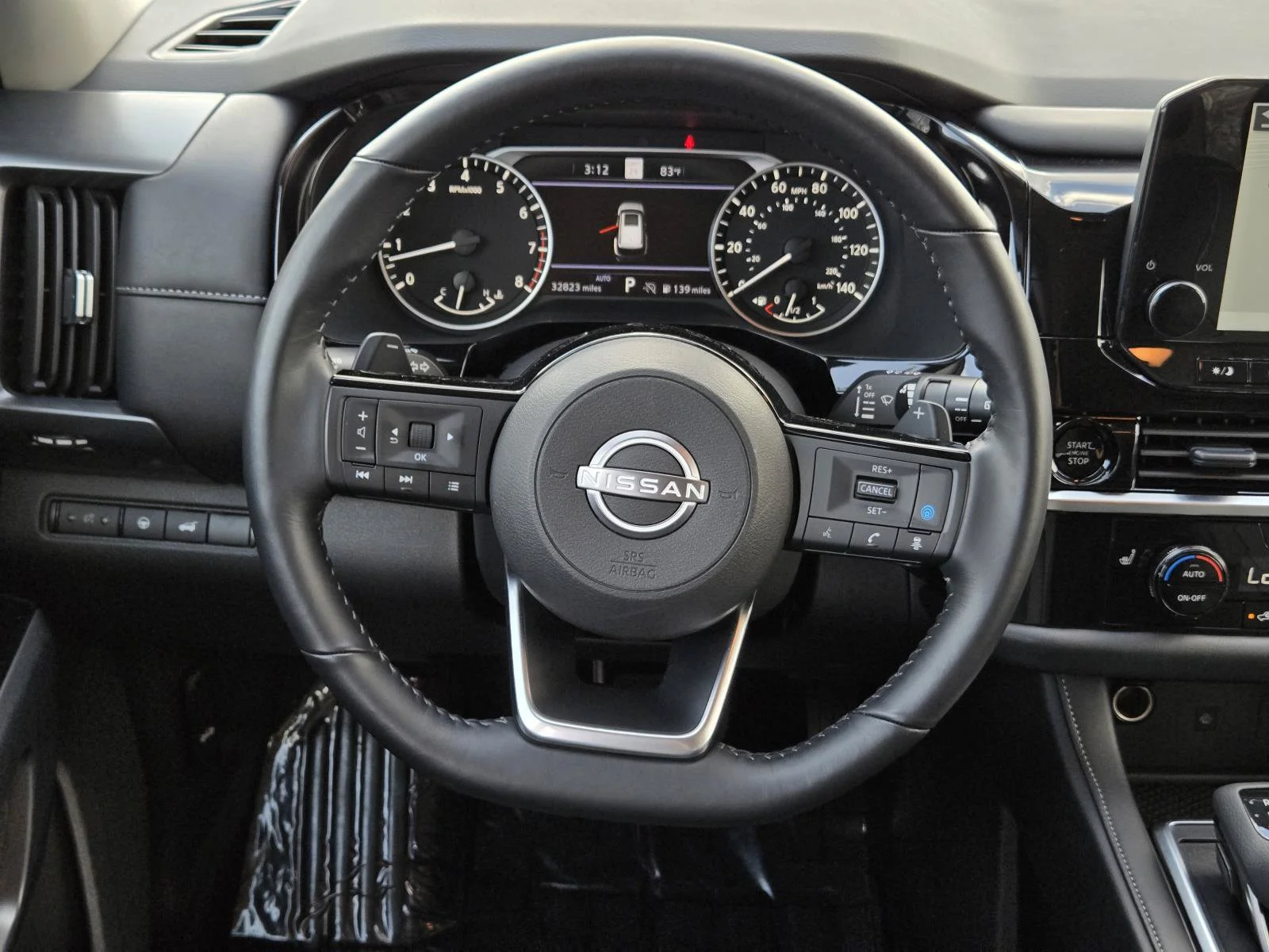 Used 2025 Super Black Nissan SL image 26