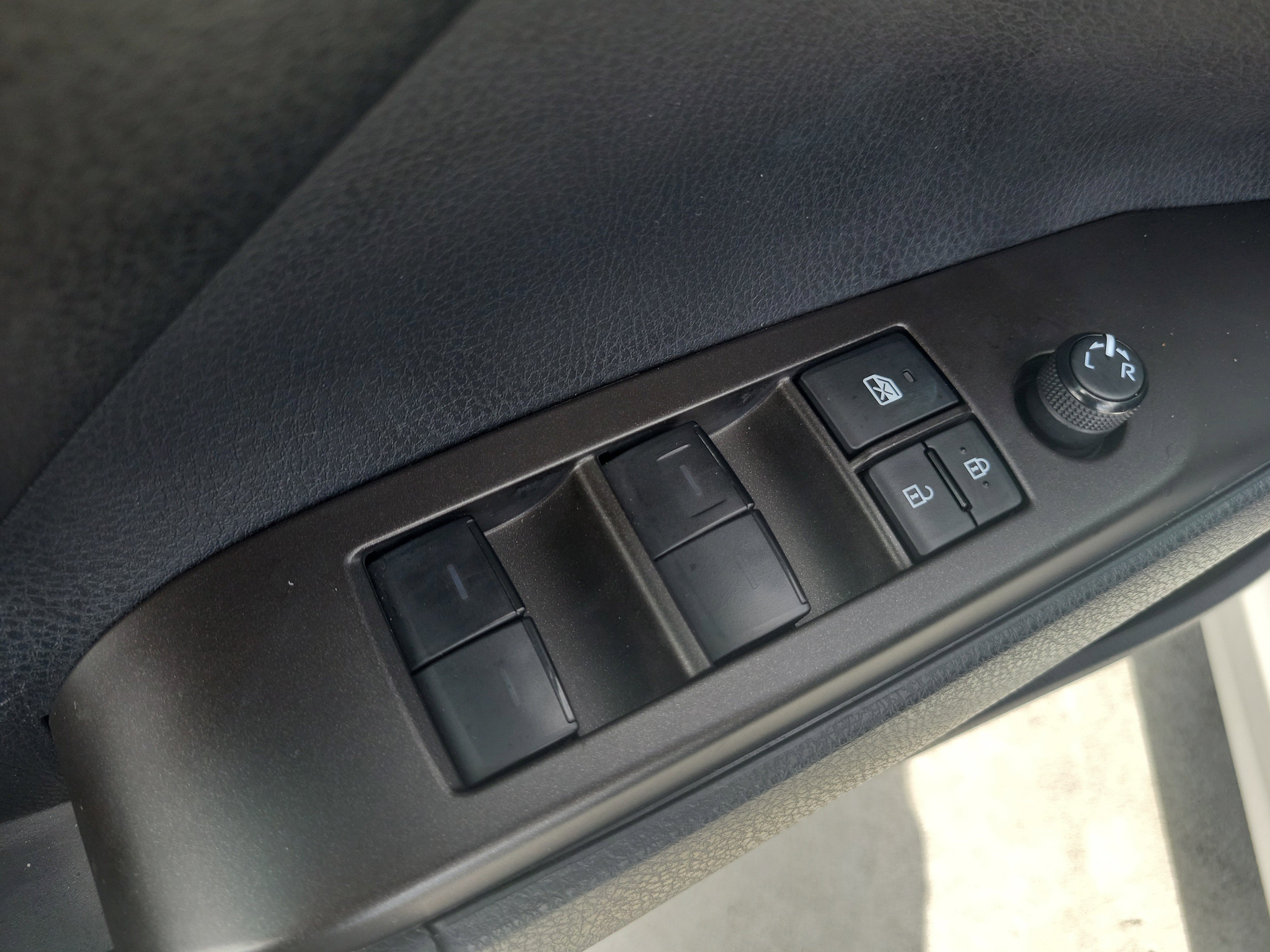 Used 2024 Ice Toyota SE image 19