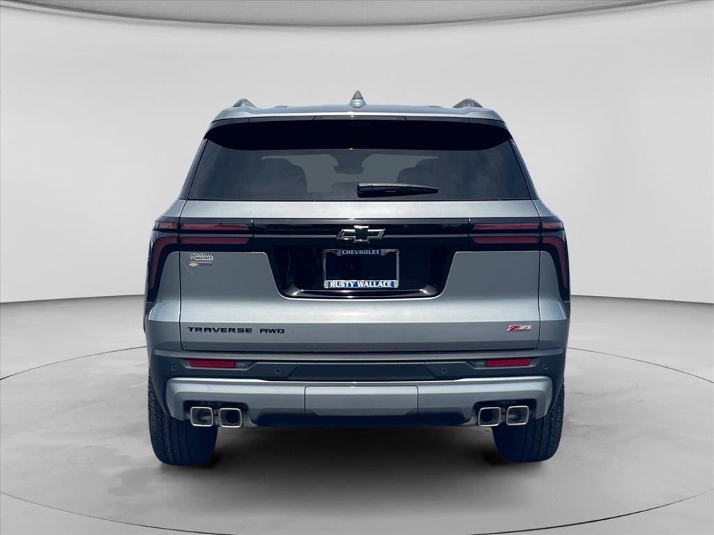 2027 Chevrolet Traverse Z71 - Photo 6