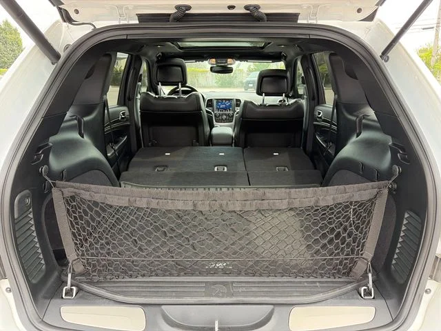 Used 2018 White Jeep Limited image 33