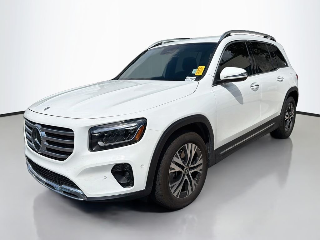 Used 2024 White Mercedes-Benz GLB 250 image 1