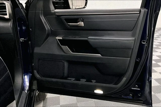 2023 Toyota Tundra Limited - Photo 21