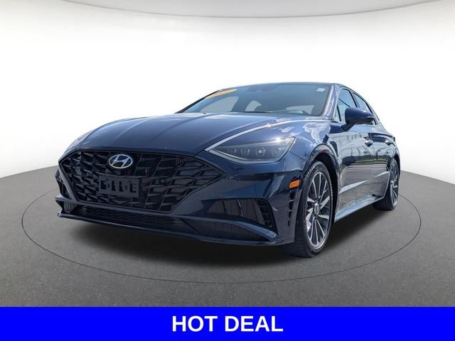 Used 2021 Blue Hyundai Limited image 4