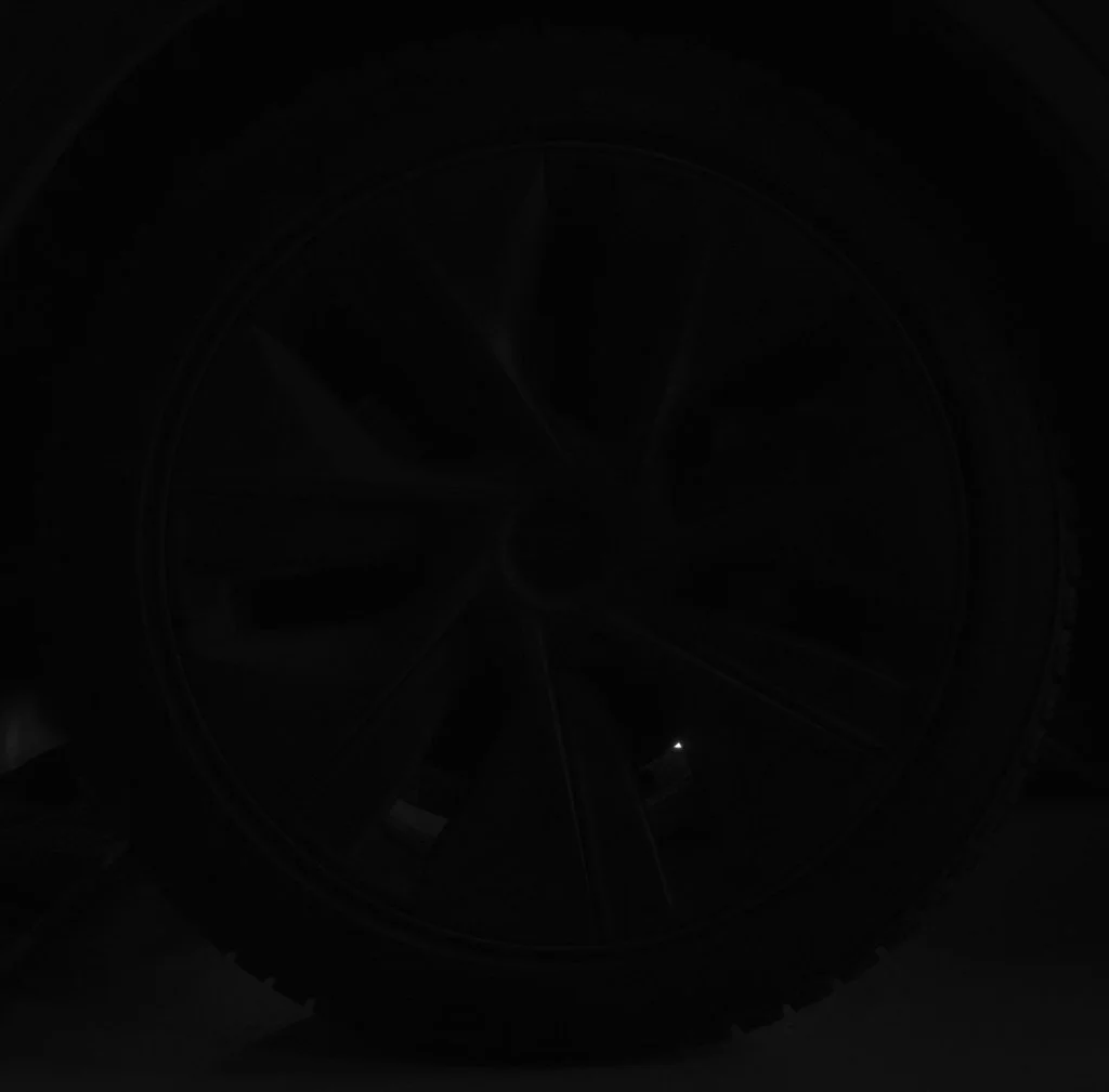 Used 2024  Tesla Long Range image 10