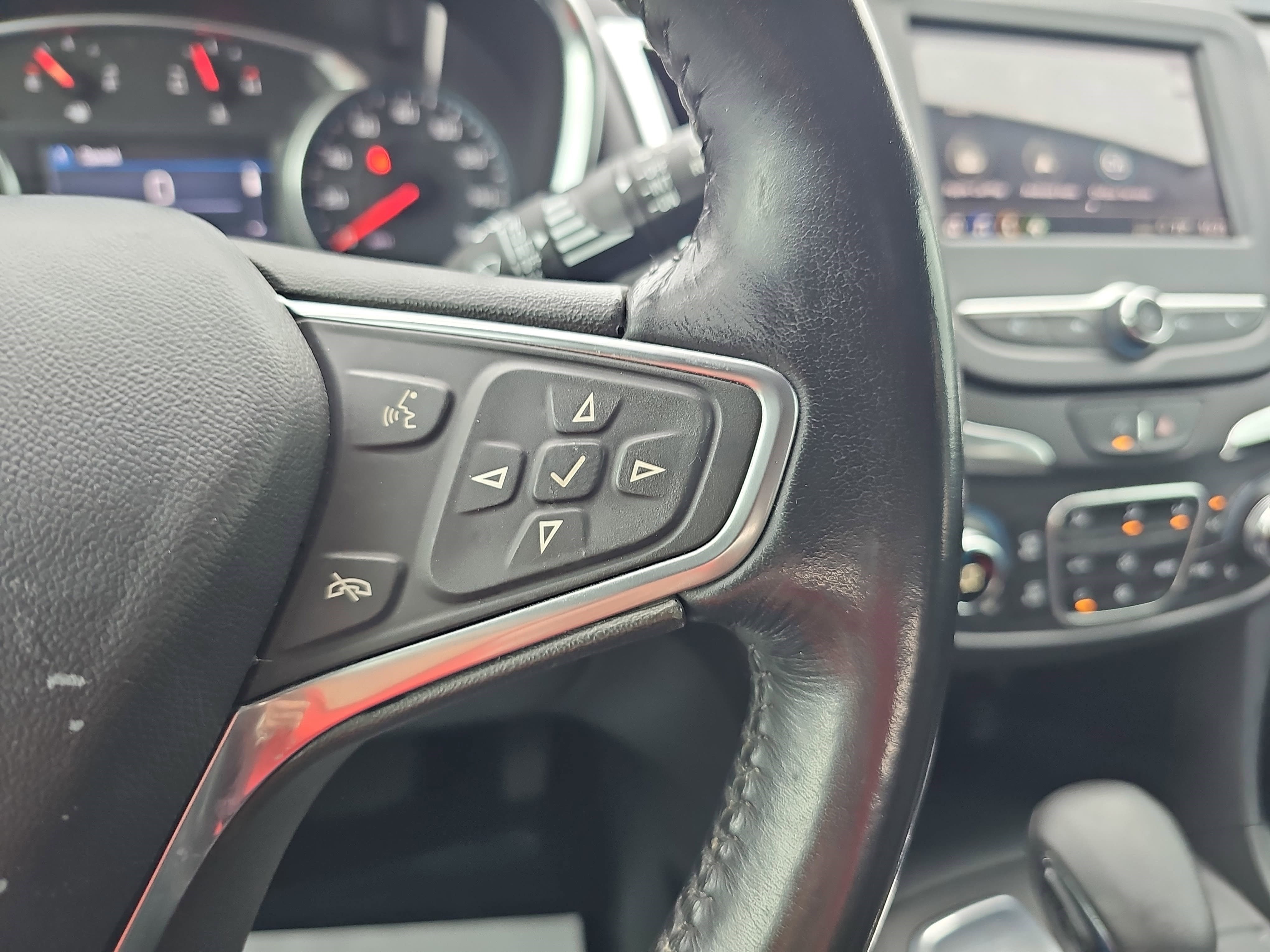 Used 2022 Silver Ice Metallic Chevrolet LT image 14