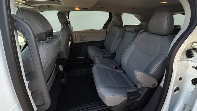 Used 2023 Beige Toyota XLE image 20