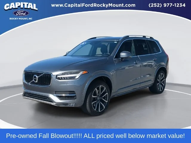 2016 Volvo XC90 T6 Momentum