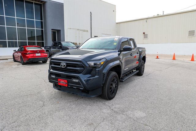 2025 Toyota Tacoma 4WD SR5