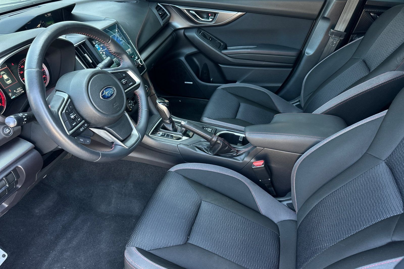 Used 2017 Lapis Blue Subaru 2.0i Sport image 9