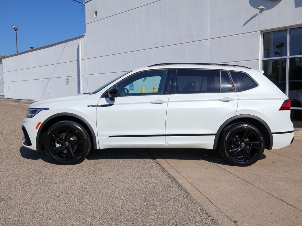 Certified Used 2024 White Volkswagen 2.0T SE R-Line Black image 2