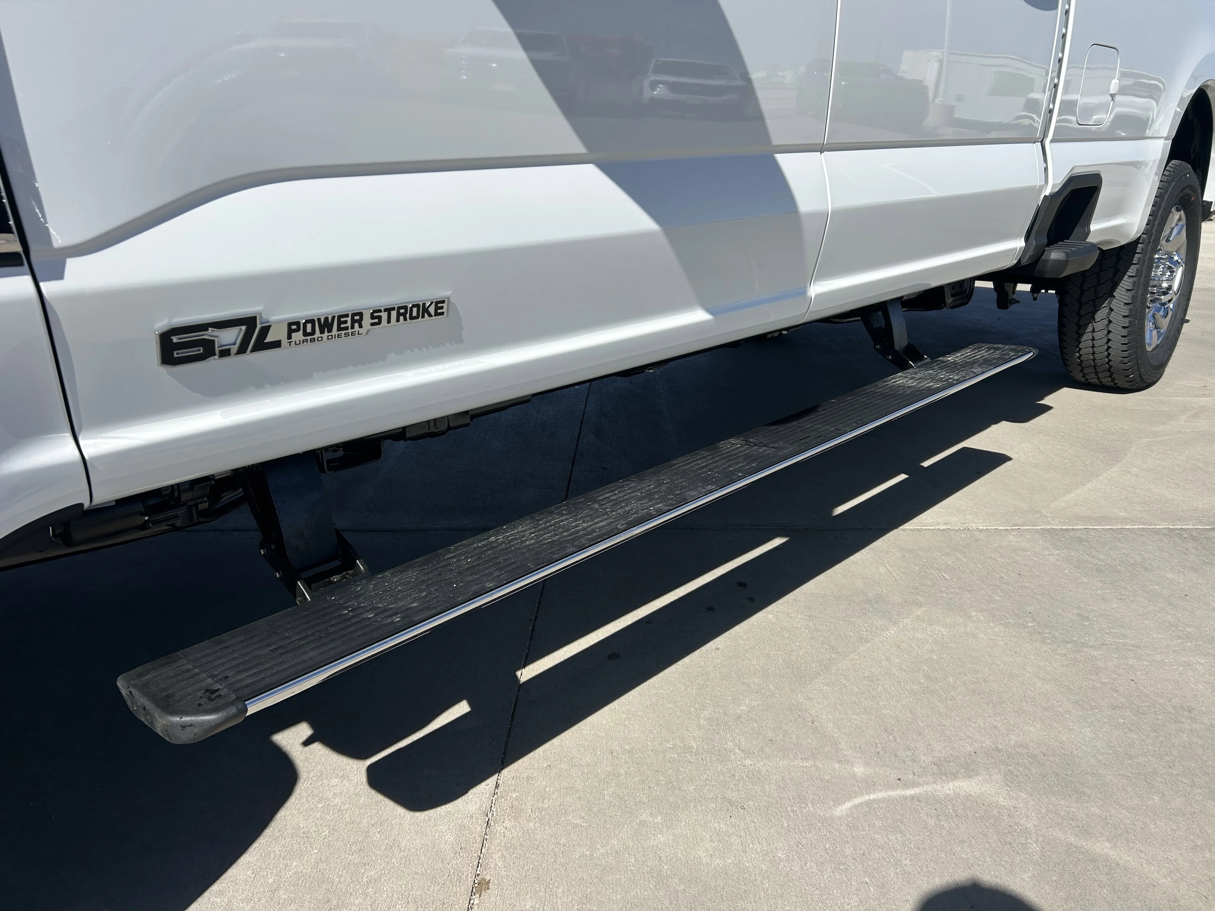 New 2026 Star White Metallic Tri-Coat Ford LARIAT image 14