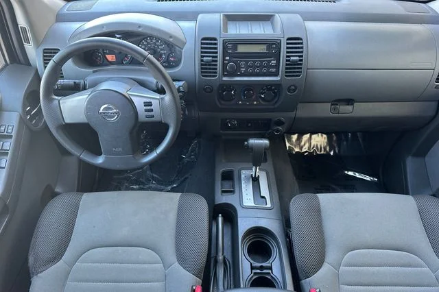 Used 2007 Avalanche Nissan S image 16