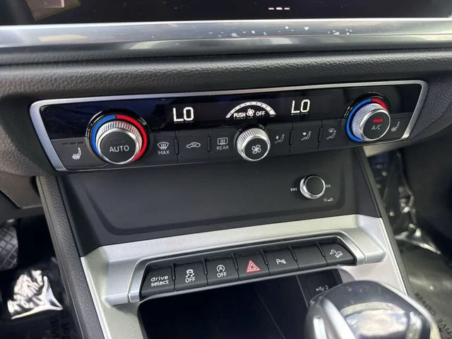 2025 Audi Q3 S Line Premium - Photo 19