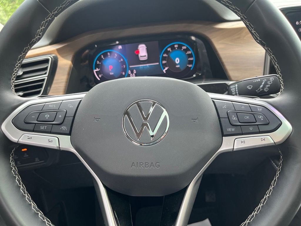 Certified Used 2025 Gray Volkswagen 2.0T SE w/Technology image 20