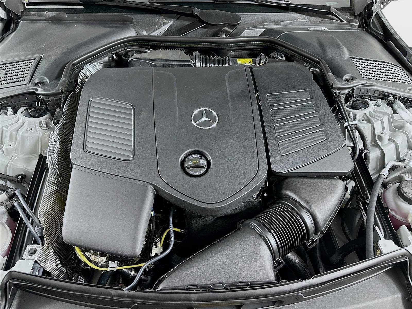 Used 2026 MANUFAKTUR Alpine Grey Mercedes-Benz C 300 image 38