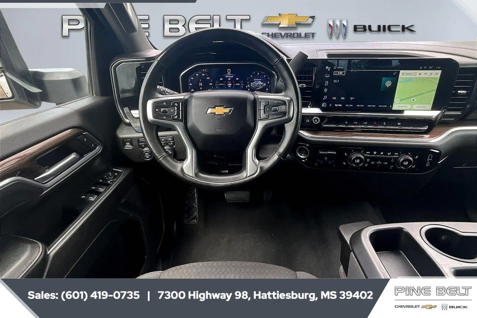 2025 Chevrolet Silverado 3500HD LT - Photo 6