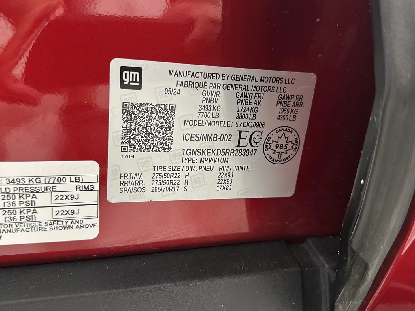 Used 2024 Radiant Red Tintcoat Chevrolet RST image 31