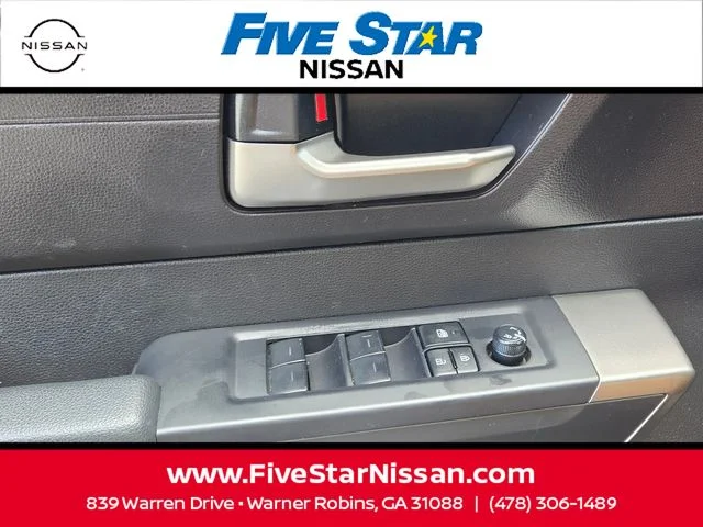 Used 2023  Toyota SR5 image 30