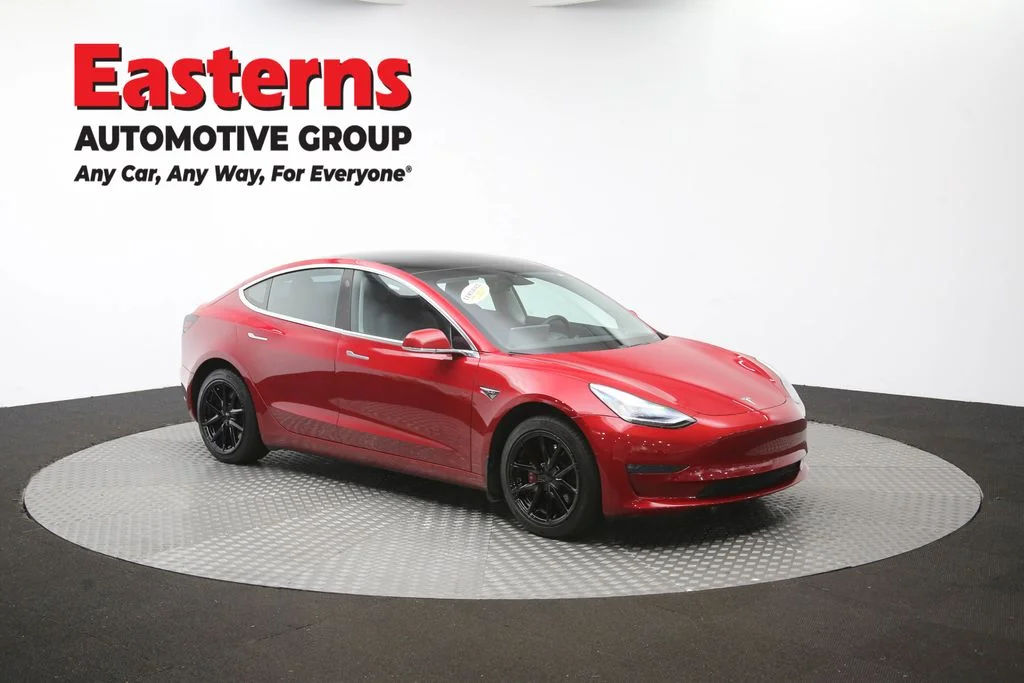 Used 2019 Red Tesla Long Range image 42