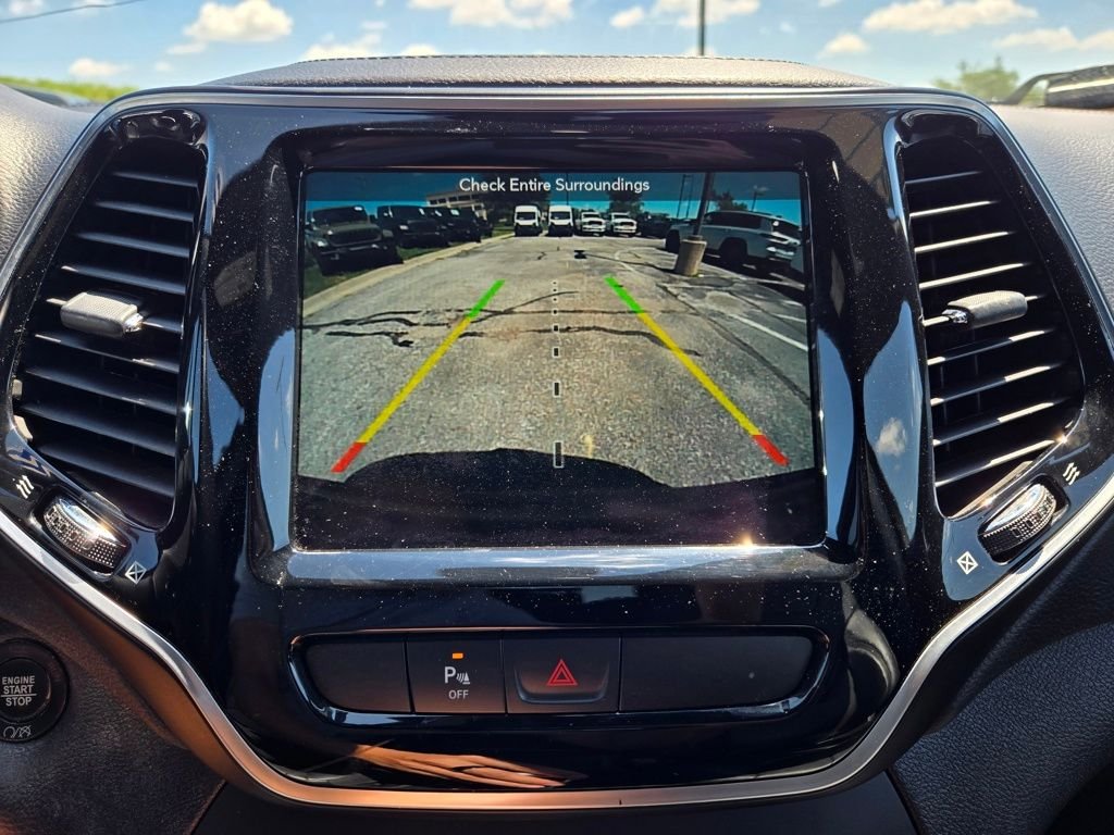 Used 2019 Red Jeep Limited image 27