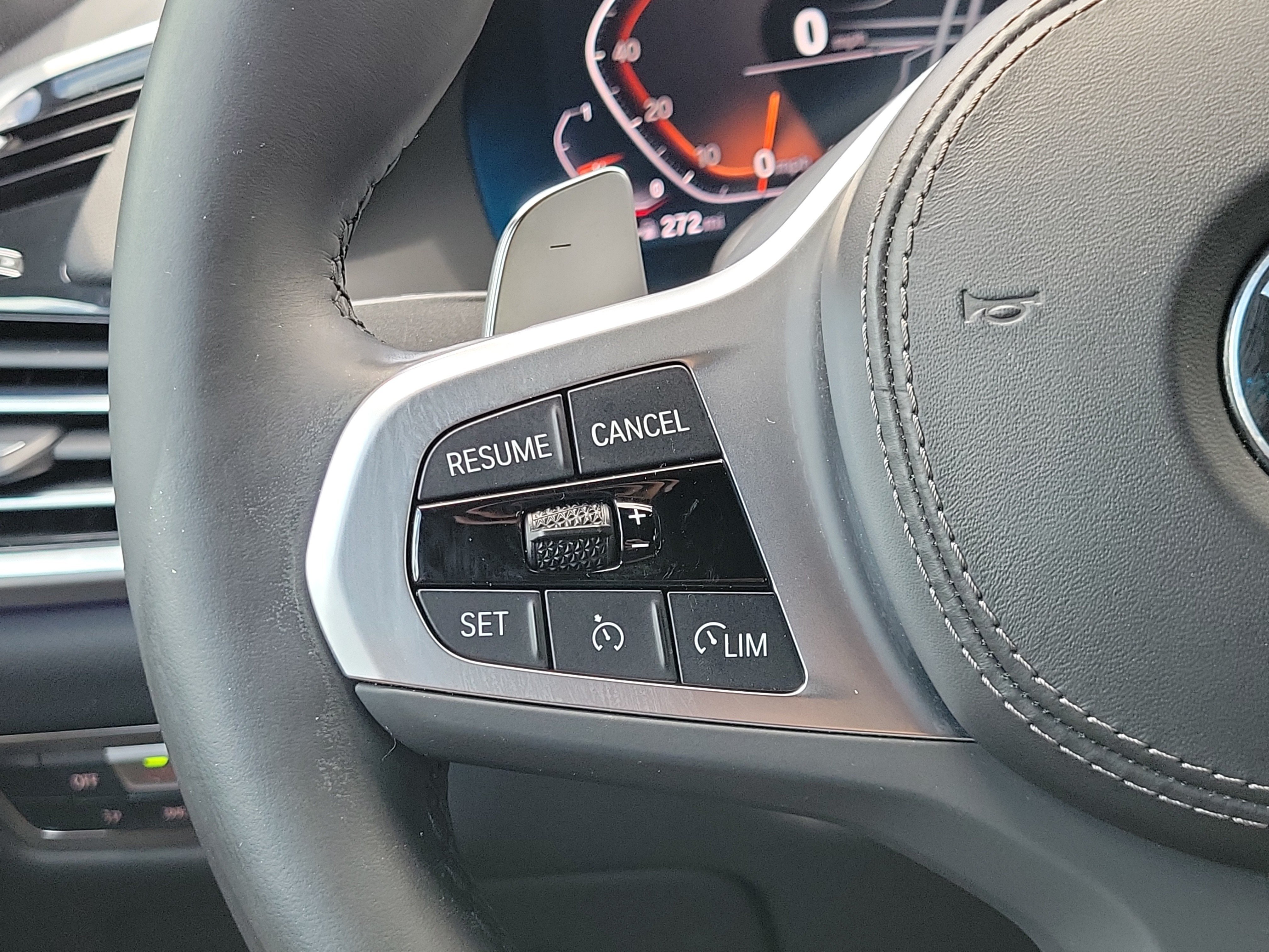 Used 2023 Alpine White BMW xDrive40i image 18