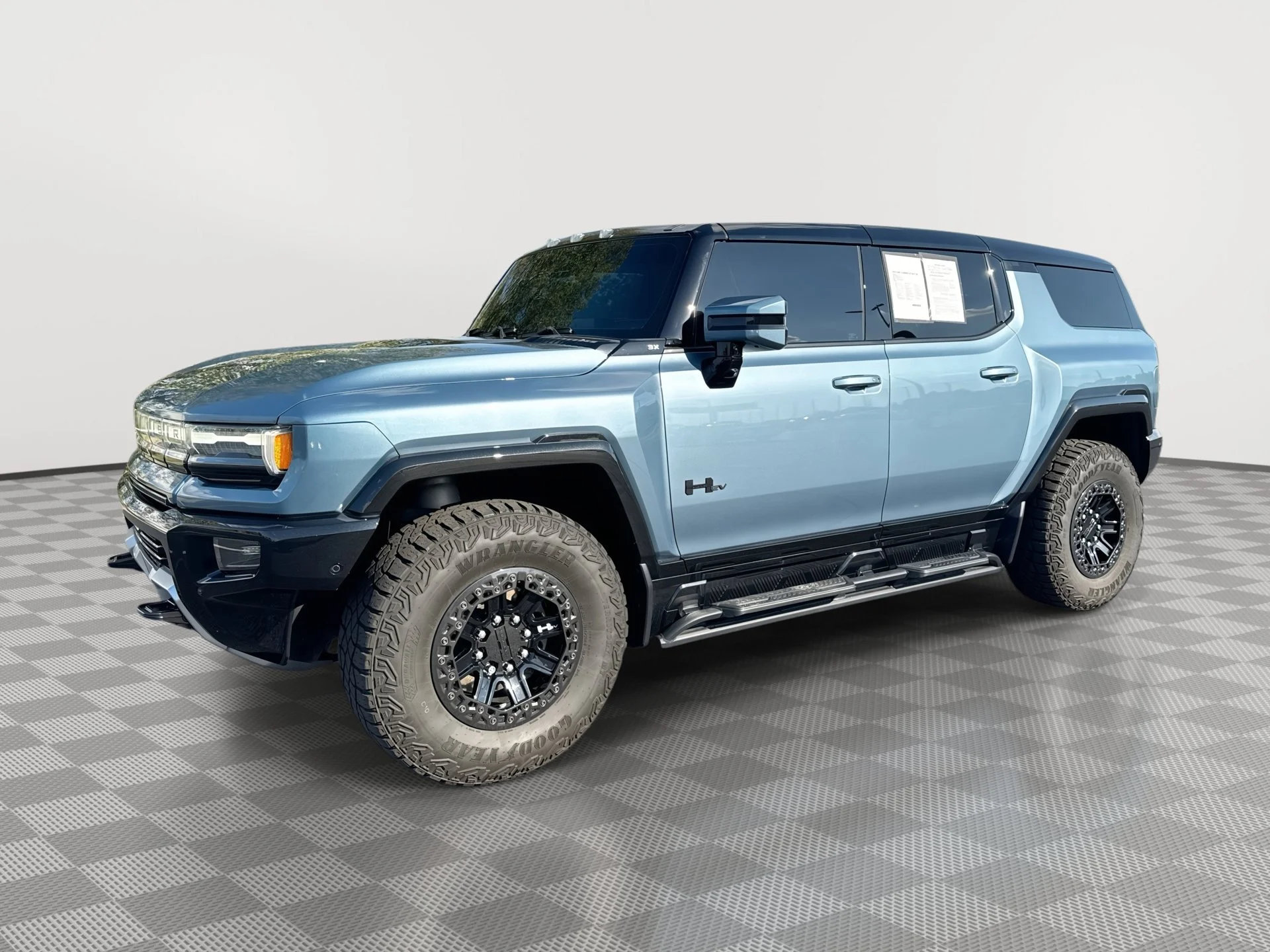2024 GMC HUMMER EV