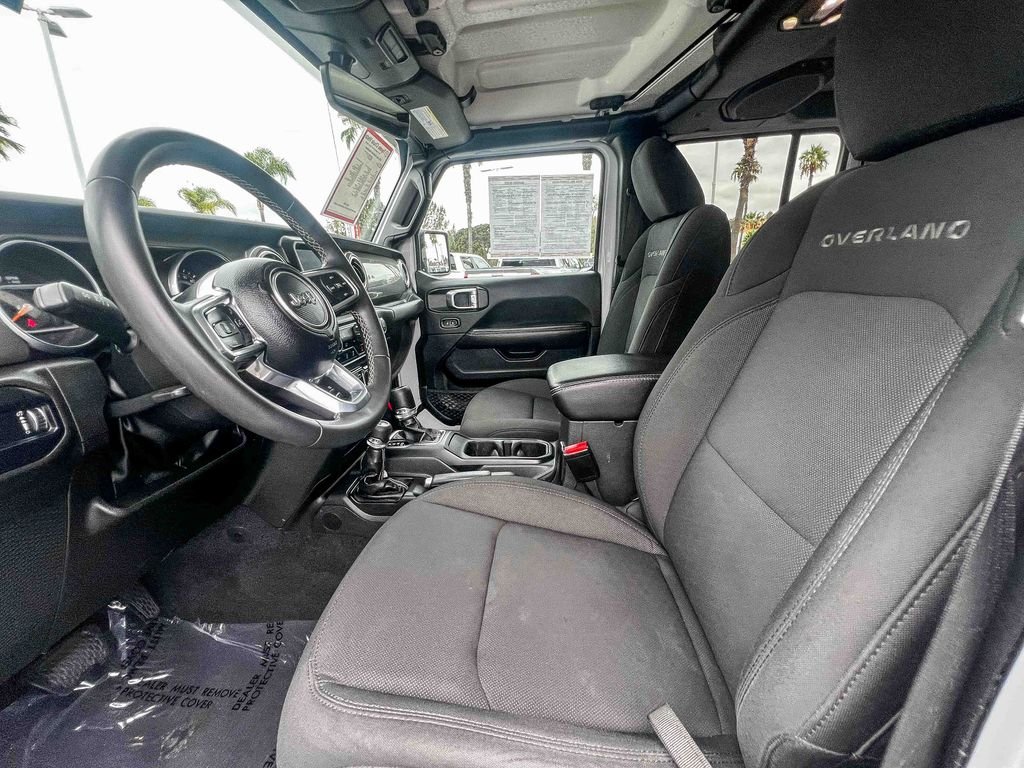 Used 2023 White Jeep Overland image 16