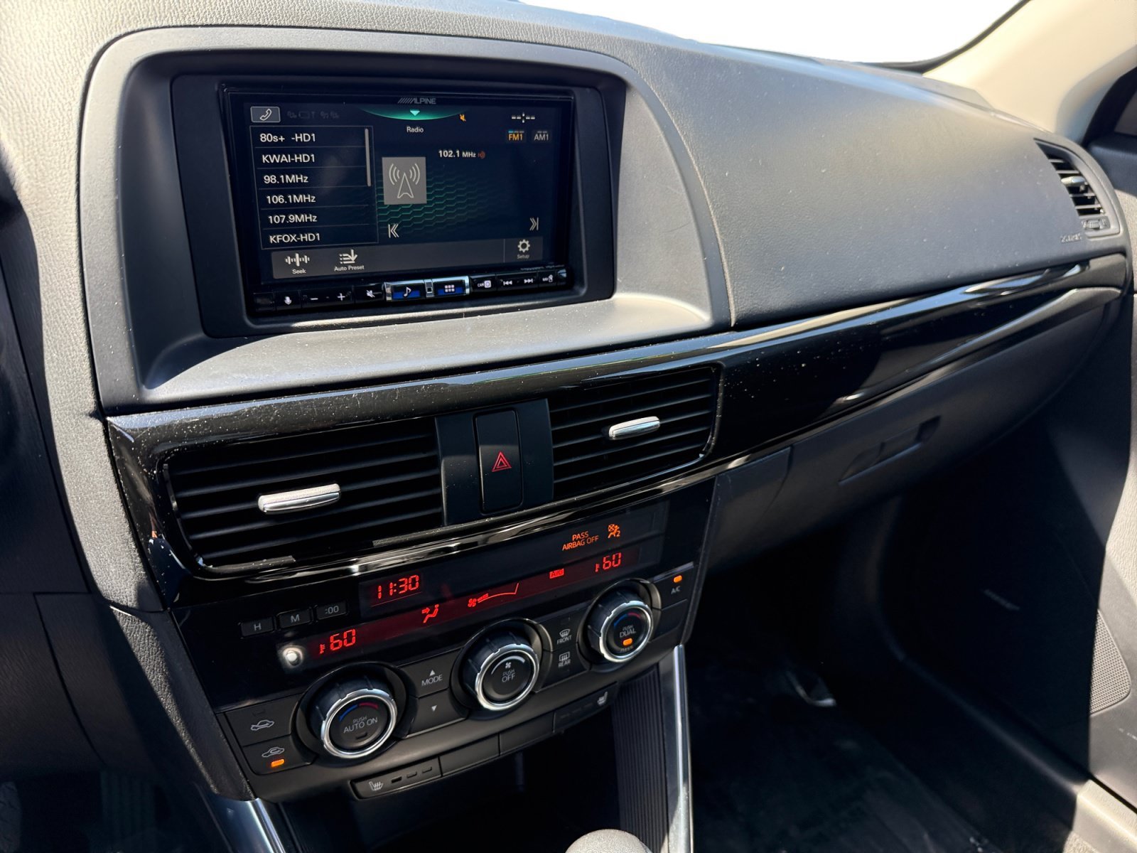 Used 2015 Red Mazda Grand Touring image 12
